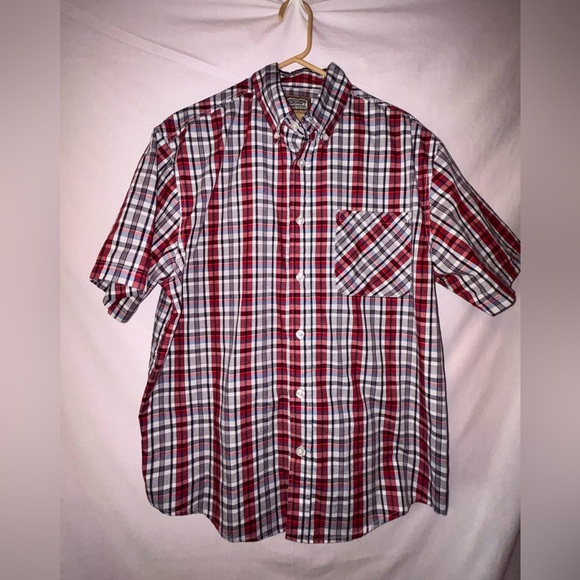 Red and White Casual Button Down Shirt with Plaid Design - Picture 1 of 8